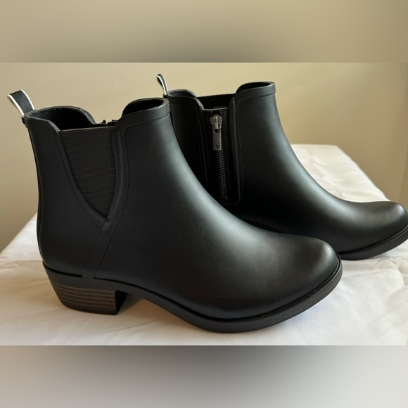 Lucky Brand Women’s Bunita Ankle Rain Bootie Size 8M - Picture 4 of 11